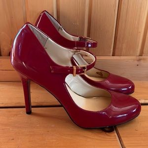 Jessica Simpson Red Patent Leather MaryJane Heels. Size 8. EUC.